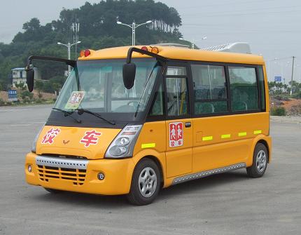 五菱GL6505XQ型小学生校车